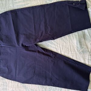 Women’s Classic Blue Chinos pedal pusher with Straight Leg Cut